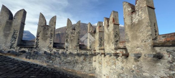 700m² Warehouse in Tirano, Italy No. 8669 22