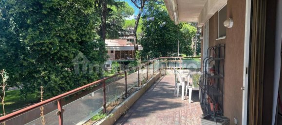 4 bedrooms Apartment in Rome, Italy No. 272666 12