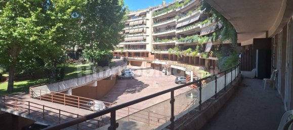 4 bedrooms Apartment in Rome, Italy No. 272666 13