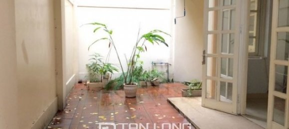 5 bedrooms Villa in Tay Ho, Vietnam No. 1112 9