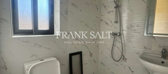 Квартира с 3 спальнями в Айнсилем, Мальта № 6030 6