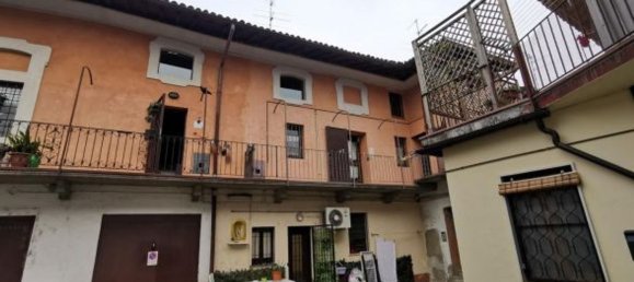 Dúplex de 3 habitaciónes en Trezzo sull'Adda, Italy No. 9382 14