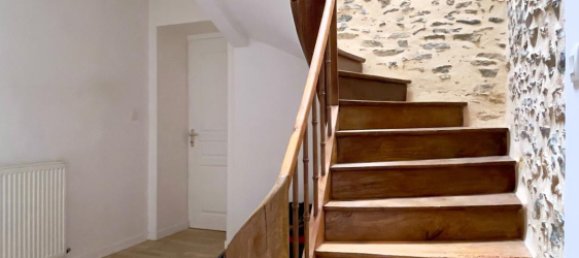 3 Schlafzimmer Wohnung in Evron, France, Nr. 320028 12