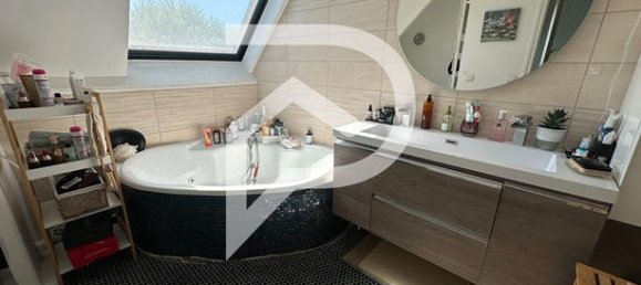 5 bedrooms House in Soisy-sous-Montmorency, France No. 357033 11