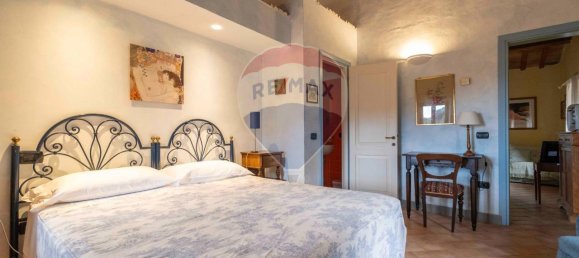 Дом с 12 комнатами в Монте Роберто, Италия № 8045 25