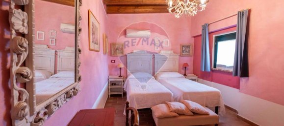 Дом с 12 комнатами в Монте Роберто, Италия № 8045 15