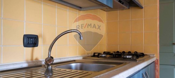 Дом с 12 комнатами в Монте Роберто, Италия № 8045 20