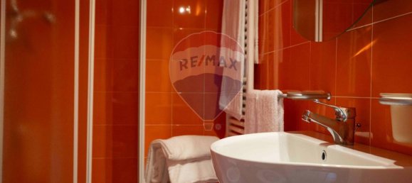 Дом с 12 комнатами в Монте Роберто, Италия № 8045 27