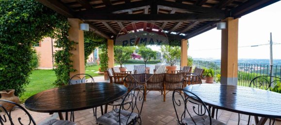 Дом с 12 комнатами в Монте Роберто, Италия № 8045 5