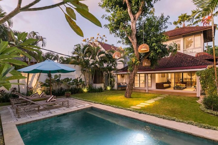 3 Schlafzimmer Villa in Seminyak, Indonesia, Nr. 3555