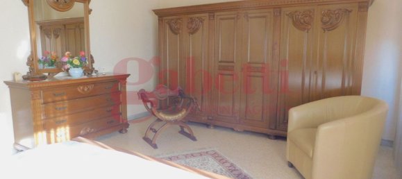 Дом с 2 комнатами в Венафро, Италия № 224961 15