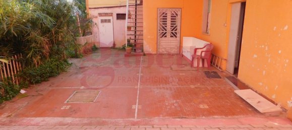 Дом с 2 комнатами в Венафро, Италия № 224961 31