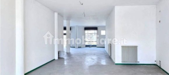 Imóvel comercial de 5 divisões em Susegana, Italy N.º 281924 2