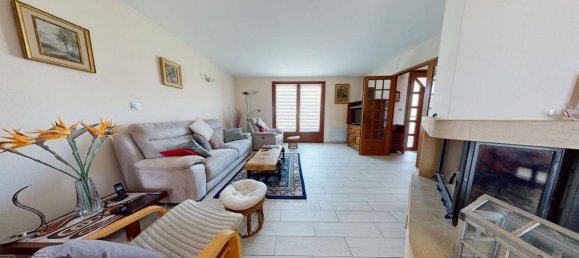 5 bedrooms House in Illange, France No. 256744 4