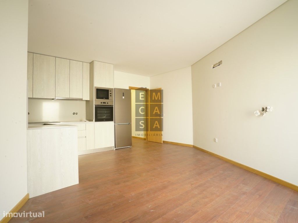 Дом с 3 спальнями в Оливейра ди Аземейш, Португалия № 23503