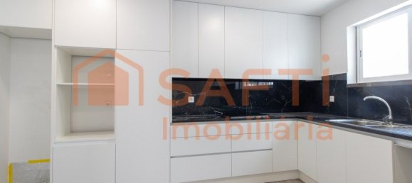 2 Schlafzimmer Haus in Lourinha, Portugal, Nr. 222103 6