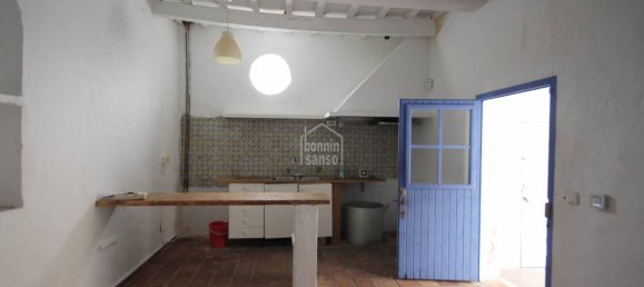 5 bedrooms Building in Es Castell, Spain No. 10633 9