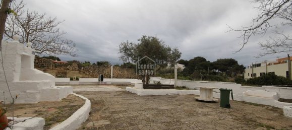 5 bedrooms Building in Es Castell, Spain No. 10633 4