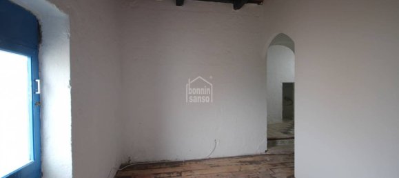 5 bedrooms Building in Es Castell, Spain No. 10633 8