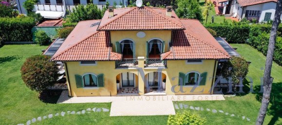 Villa de 14 divisões em Forte dei Marmi, Italy N.º 36534 9