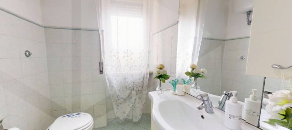 4غرفة شقة في Pomigliano d'Arco, Italy رقم 20672 26