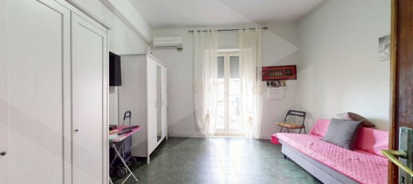 4غرفة شقة في Pomigliano d'Arco, Italy رقم 20672 11