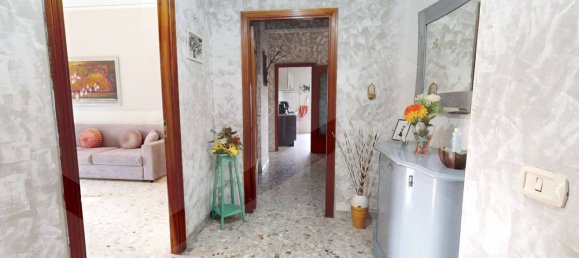 4غرفة شقة في Pomigliano d'Arco, Italy رقم 20672 4