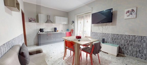 4غرفة شقة في Pomigliano d'Arco, Italy رقم 20672 23