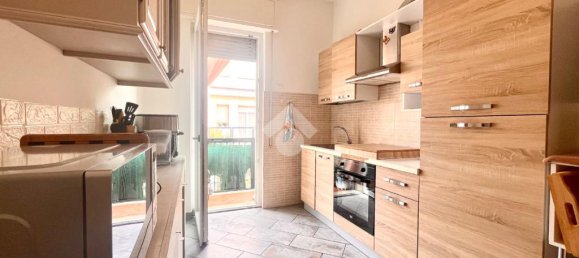 2 Schlafzimmer Wohnung in Albenga, Italy, Nr. 381054 6