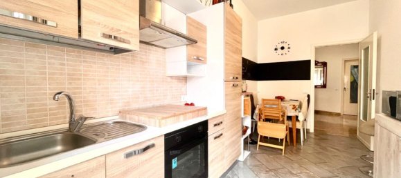 2 Schlafzimmer Wohnung in Albenga, Italy, Nr. 381054 5