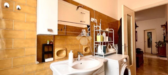 2 Schlafzimmer Wohnung in Albenga, Italy, Nr. 381054 15