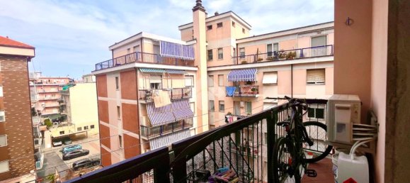 2 Schlafzimmer Wohnung in Albenga, Italy, Nr. 381054 12