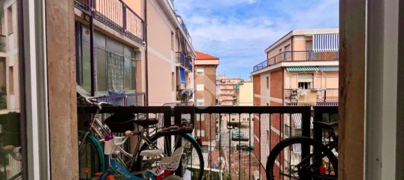 2 Schlafzimmer Wohnung in Albenga, Italy, Nr. 381054 11