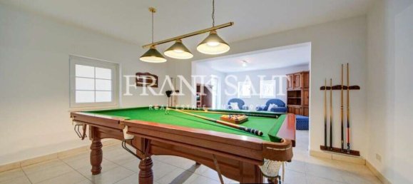 4 bedrooms Villa in Swieqi, Malta No. 10334 13