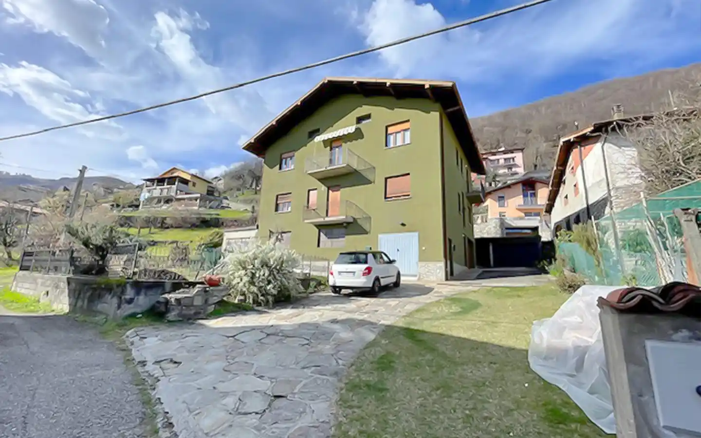 Apartamento T4 em Montemezzo, Italy N.º 339486