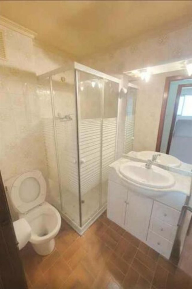 Квартира с 4 спальнями в Валенсия, Испания № 211343