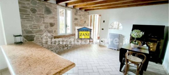 Villa de 4 dormitorios en Salsomaggiore Terme, Italy No. 260243 5