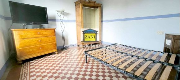 Villa de 4 dormitorios en Salsomaggiore Terme, Italy No. 260243 21