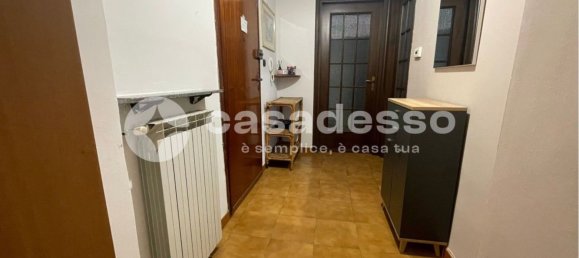 2 rooms Apartment in Trino, Italy No. 262419 2