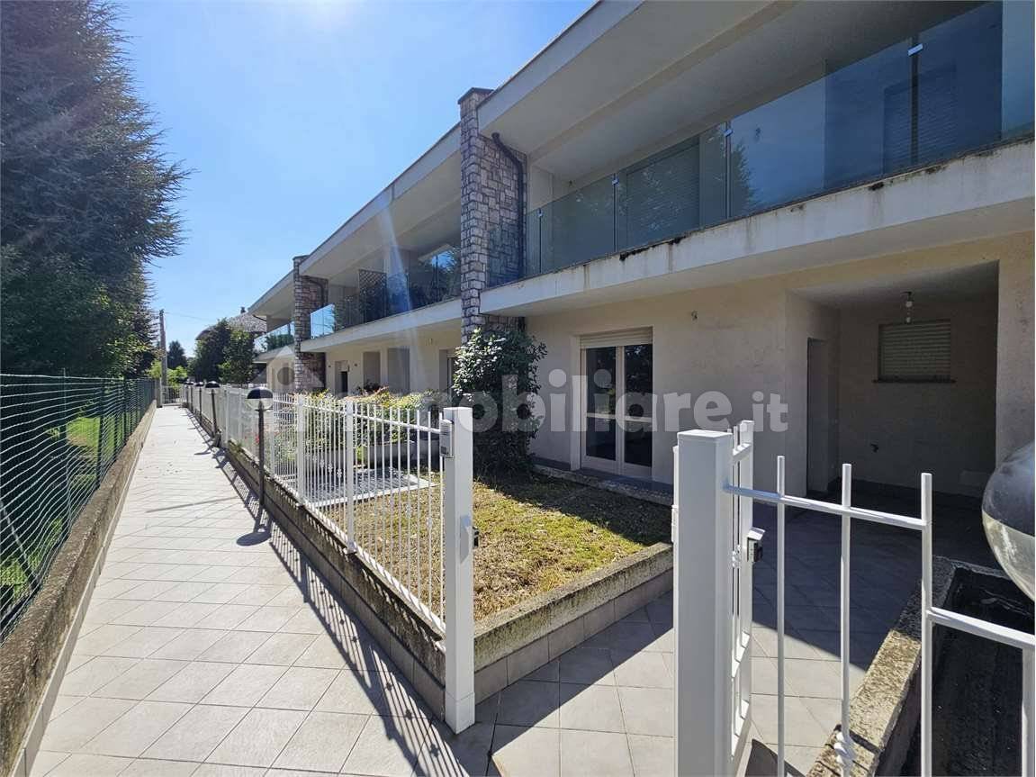 Casa T3 em Mozzate, Italy N.º 340655