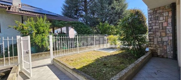 Casa T3 em Mozzate, Italy N.º 340655 2