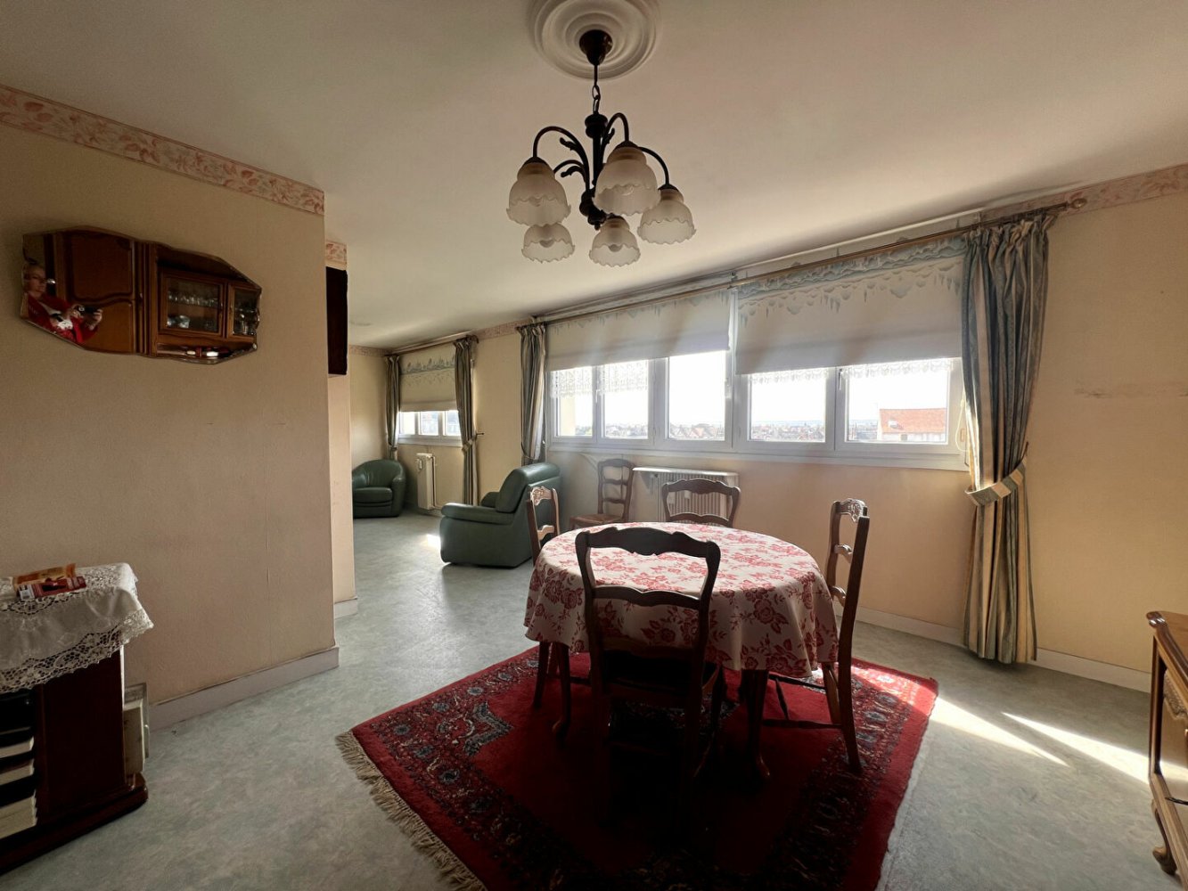 Apartamento de 3 dormitorios en Calais, France No. 52965