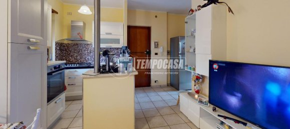 3 rooms Apartment in Vinovo, Italy No. 35978 7