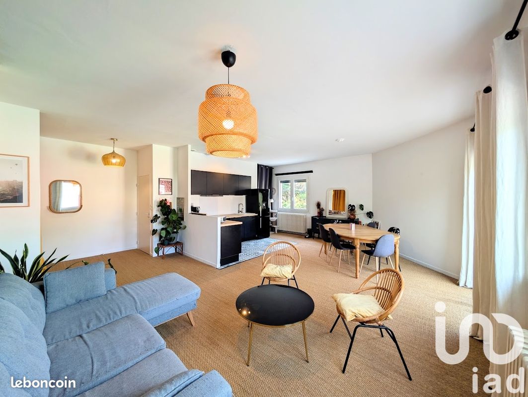 3 Schlafzimmer Wohnung in Bordeaux, France, Nr. 291945