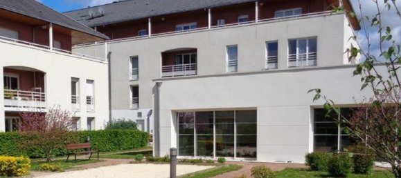 1 chambre Appartement à Vierzon, France No. 236016 3