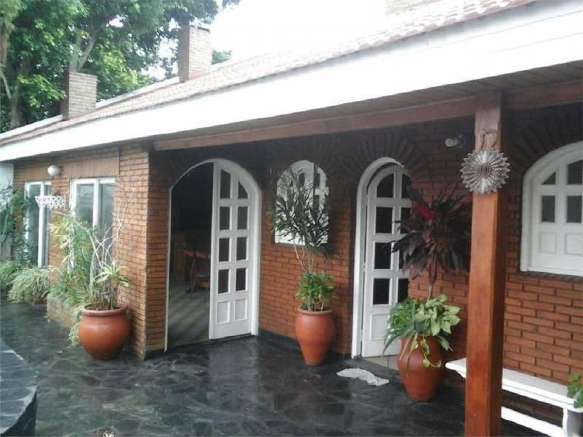 5 bedrooms House in Bermudez, Argentina No. 17773