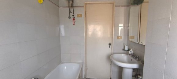 5 Schlafzimmer Wohnung in Pisa, Italy, Nr. 326010 45