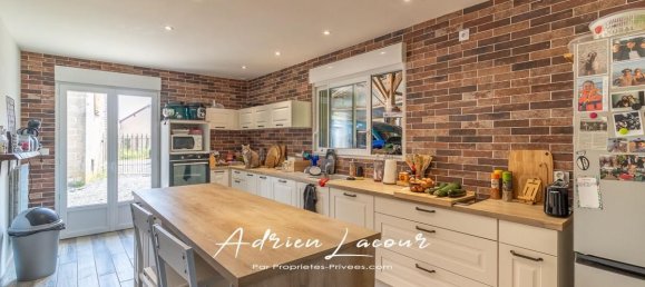 3 bedrooms House in Romorantin-Lanthenay, France No. 237890 20