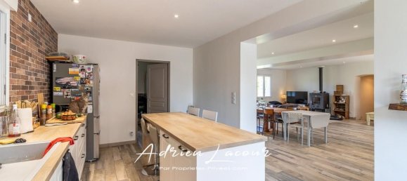 3 bedrooms House in Romorantin-Lanthenay, France No. 237890 4