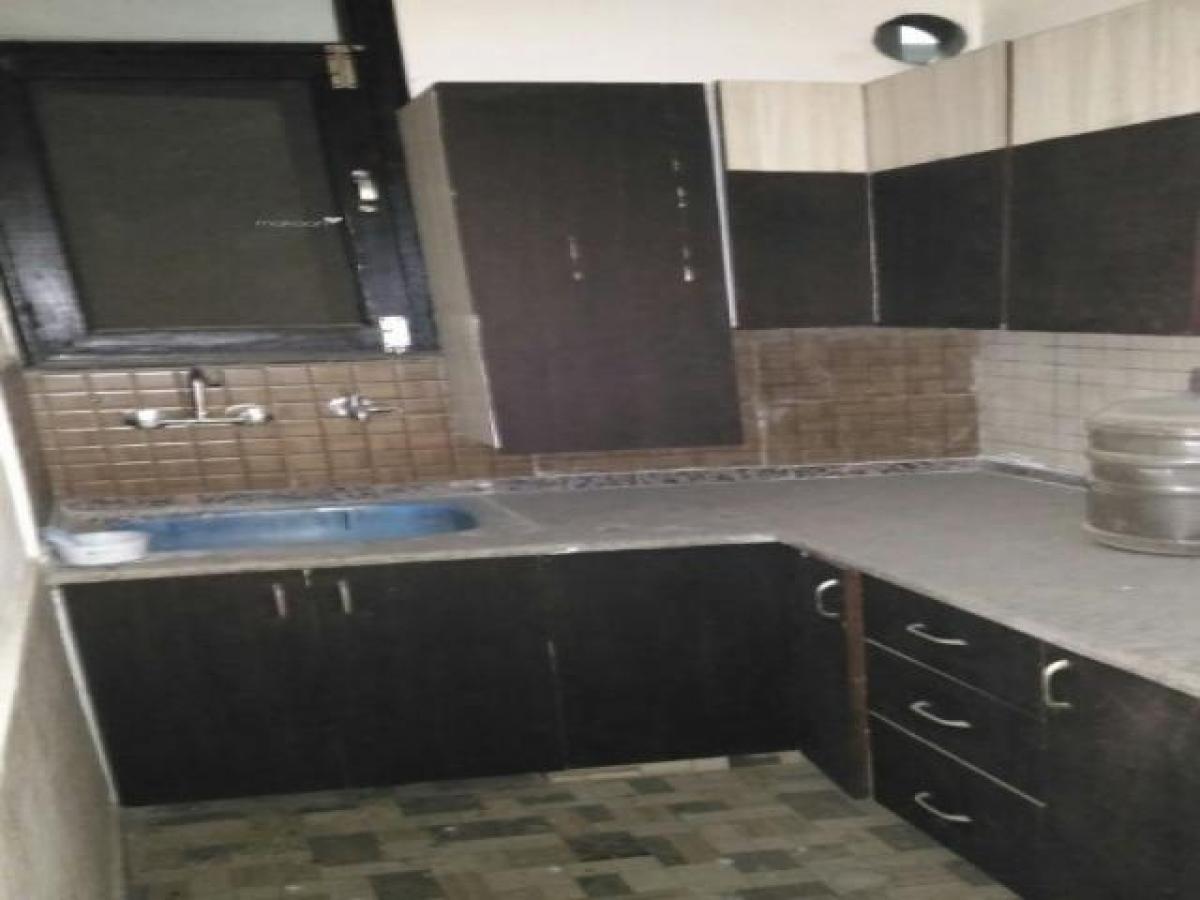 2 bedrooms House in Ghaziabad, India No. 51397